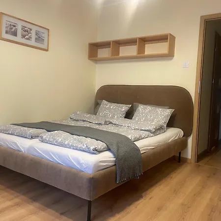 Komfortowe Mieszkanie Blisko Plazy Apartment *